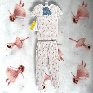 Très Beau et Belle 2 Piece Girls Pajama Set Pink Ballerina Dance Print Size 4T